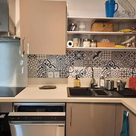 67 M2 Avec 100 M2 Jardin Privatif Reservable Uniquement Par Periode De 7 Jours Minimum Du Samedi Au Samedi * Arcachon