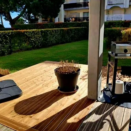 67 M2 Avec 100 M2 Jardin Privatif Reservable Uniquement Par Periode De 7 Jours Minimum Du Samedi Au Samedi Appartement *